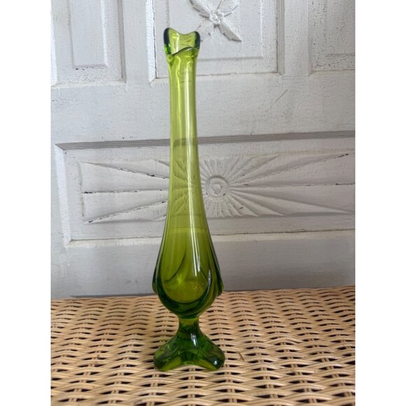 Vintage MCM Viking Avocado Green 3 Footed Sung Vase 11.5" - Picture 1 of 11